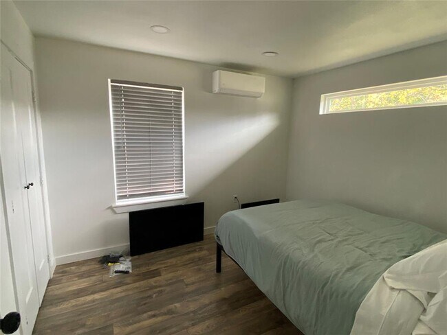 Foto del edificio - 3902 Florinda St
