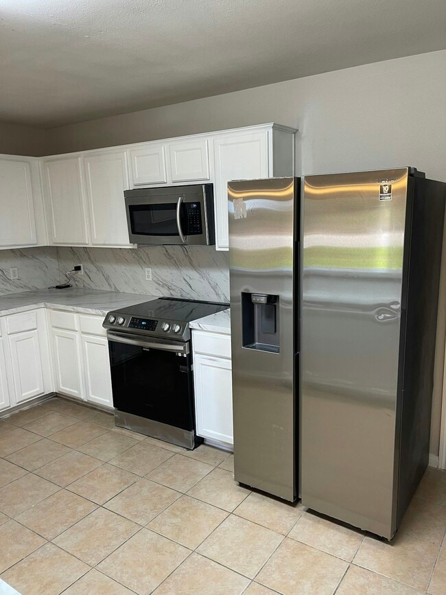 Photo - 12615 Ashford Meadow Dr Apartment