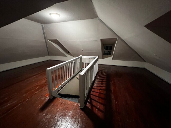 Foto del edificio - 501 Rugby Rd