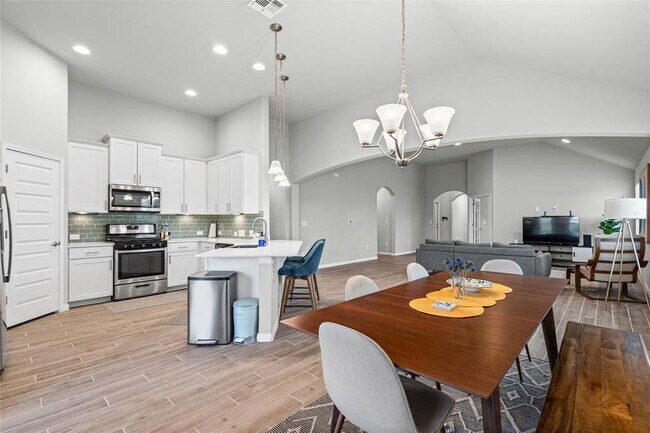 Foto del edificio - 10218 Ansel Dr