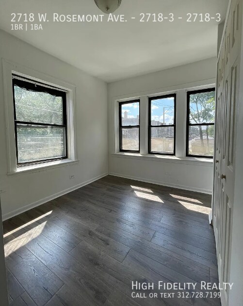 Foto del edificio - 2718 W Rosemont Ave