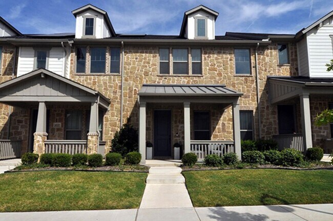 Foto del edificio - 6529 Iron Horse Blvd
