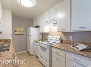Building Photo - 3565 Linden Ave