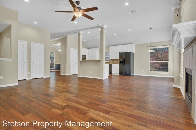 Building Photo - 3 br, 2 bath House - 6205 Clarion Dr