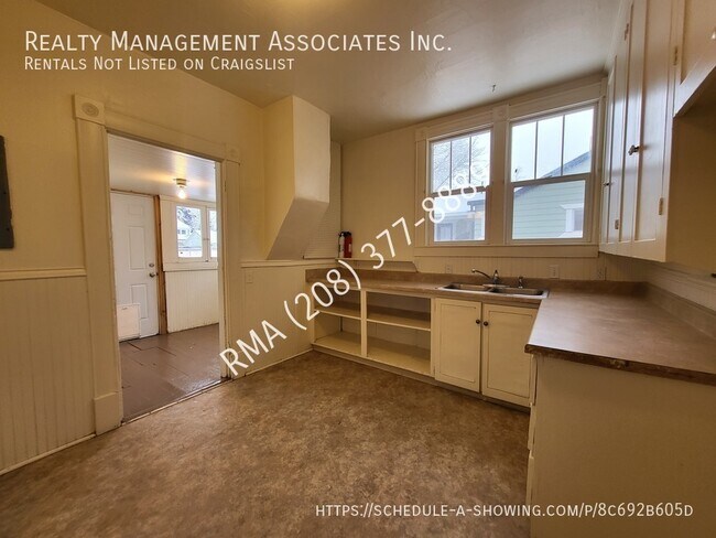 Foto del edificio - 1502 Heron St