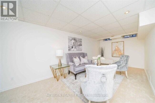 Photo du bâtiment - 1856 Woodgate Ct