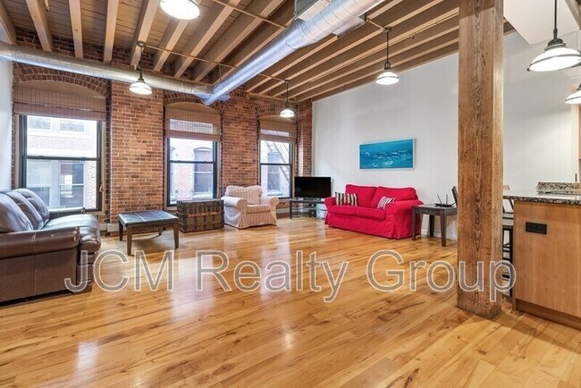 Foto del edificio - 111 Beach St