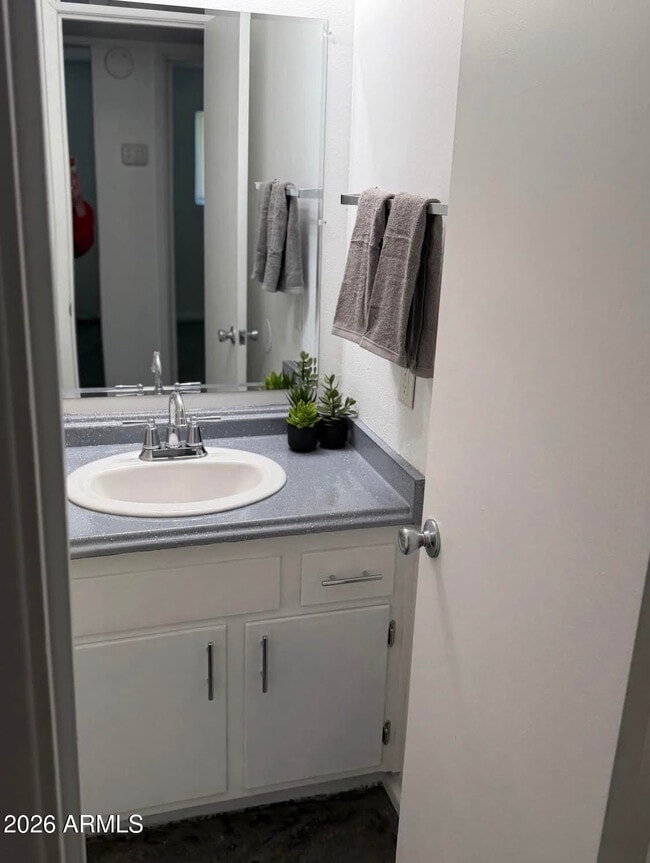 Building Photo - 3634 W Wethersfield Rd