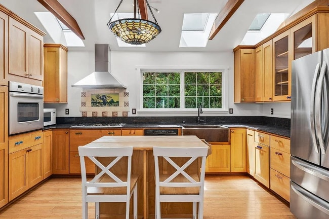 Building Photo - 11 Southbank Rd