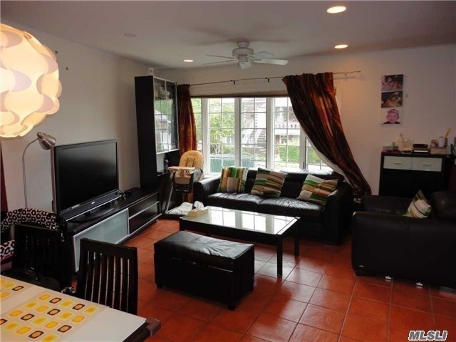 Foto del edificio - 151-50-151-29 29th Ave