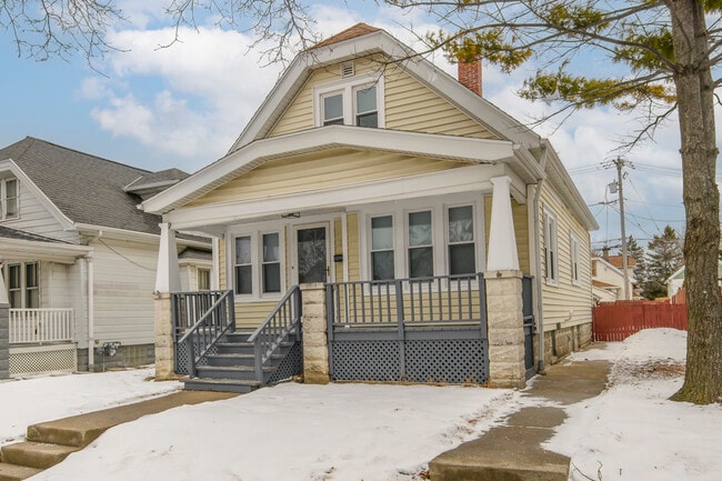 Building Photo - 3472 S 15th Pl