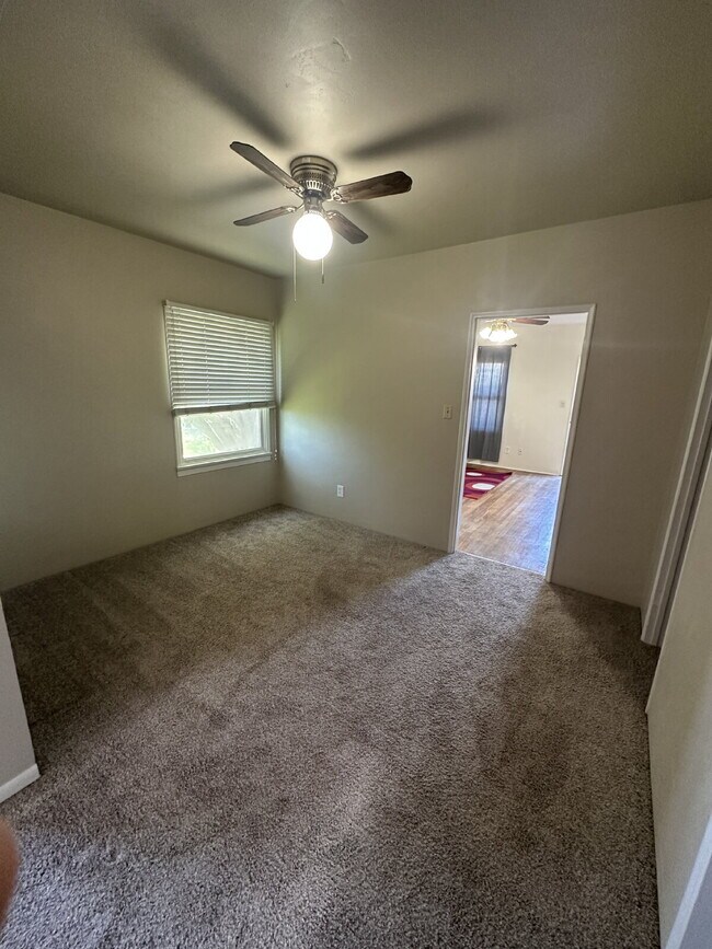 Foto del edificio - "Charming 1-Bedroom Studio on Berry Street – Cozy 450 Sq Ft in Lemon Grove!"