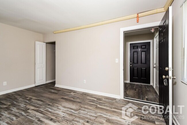 Foto del edificio - 3586 Jackson St