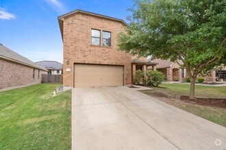 Building Photo - 1132 Hyde Park Dr