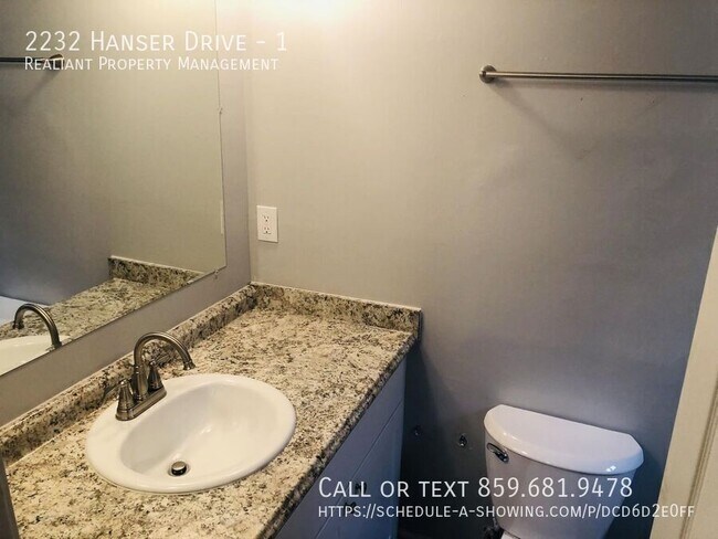 Foto del edificio - 2232 Hanser Dr