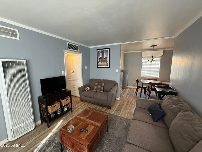 Foto del edificio - 1224 F Ave