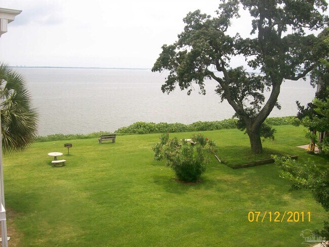 Foto del edificio - 710 Scenic Hwy
