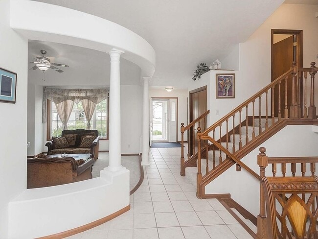 Foto del edificio - 809 S Outlook Dr