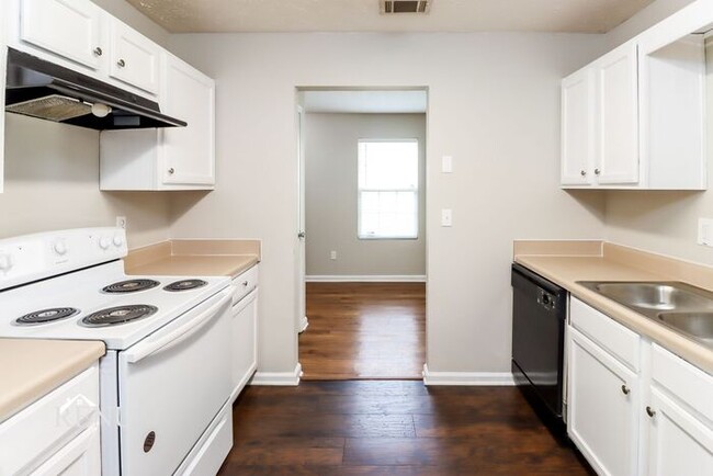 Building Photo - 10944 Big Sky Drive