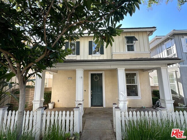 Foto del edificio - 814 Atkins Ln