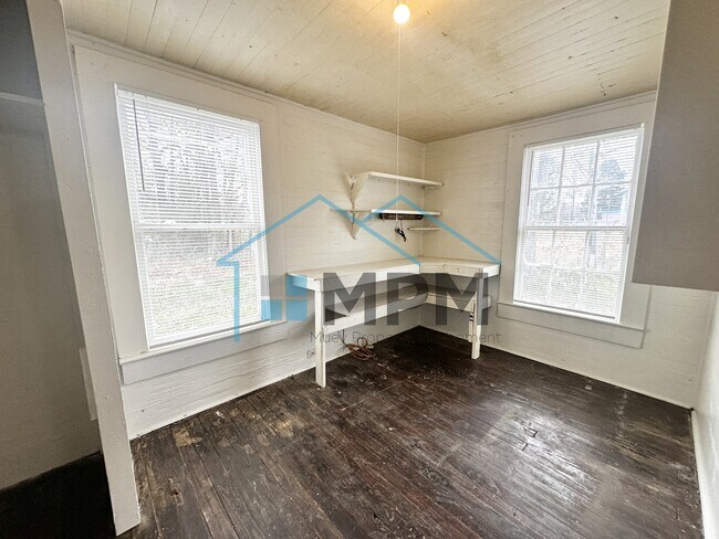 Foto del edificio - 629 E Olive St