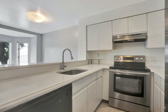 Foto del edificio - 205 Nelson Ct