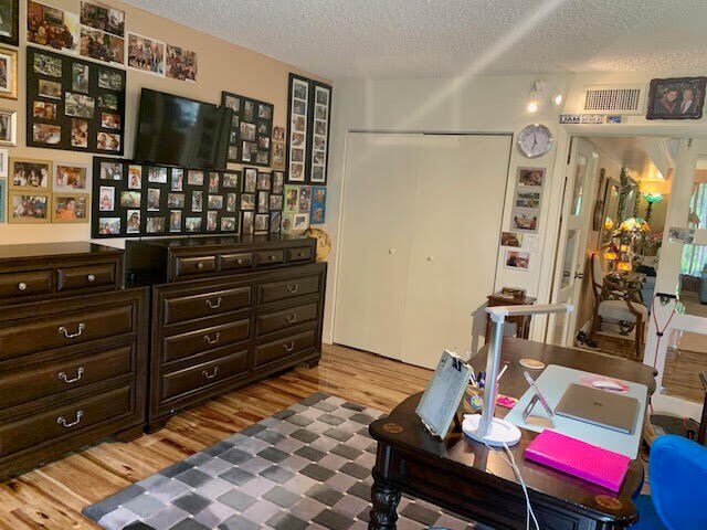Den/Office - 22039 Cocoa Palm Way