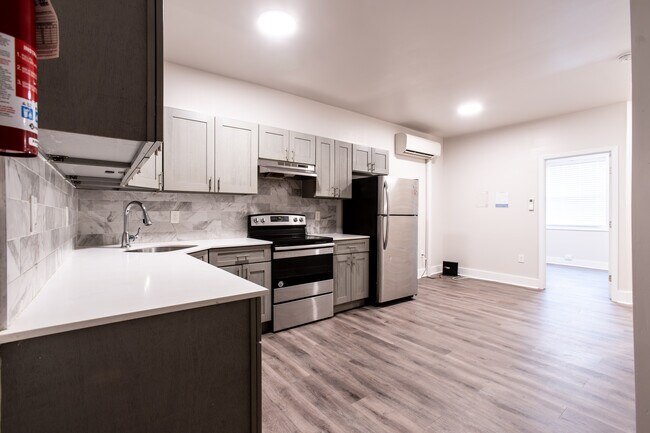 Foto del edificio - 2407 W Harold St