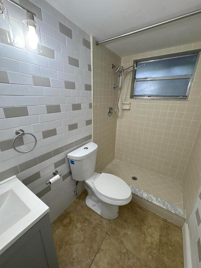 Foto del edificio - 1751 NW 75th Ave