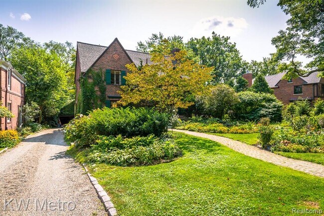 Foto del edificio - 8642 Hendrie Blvd