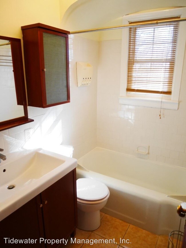Building Photo - 4 br, 1 bath House - 6535 Corkley Road