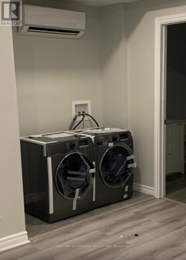 Photo du bâtiment - 1293 Thames St