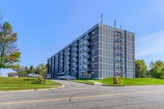 Building Photo - Wellington Tower