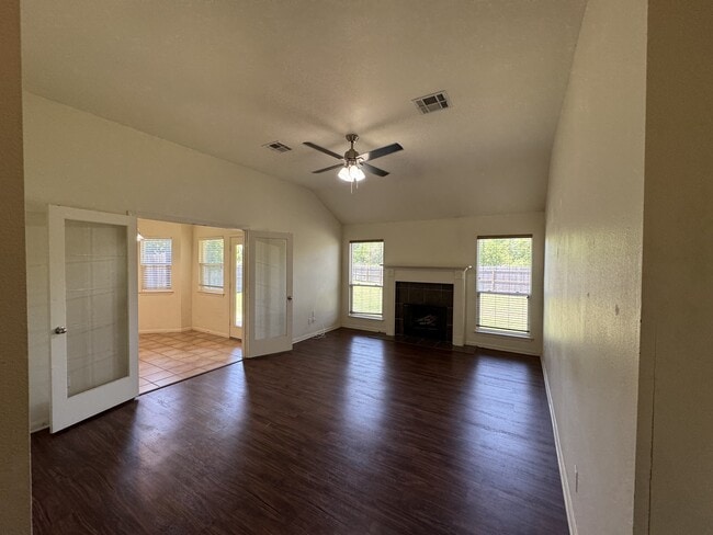 Building Photo - 3016 Bellmont