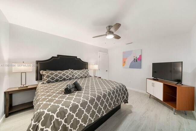 Foto del edificio - 5035 NW 5th Ave