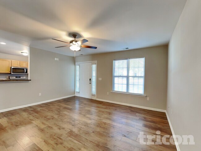 Building Photo - 224 Barnevelder Dr