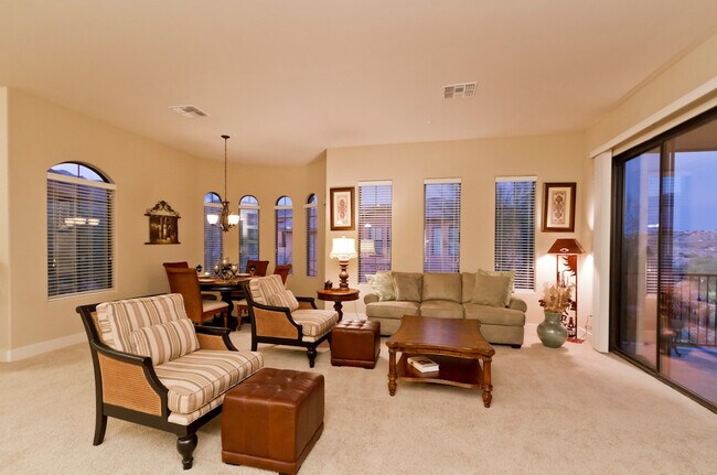 Foto del edificio - 15550 S 5th Ave
