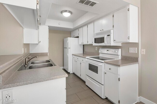 Foto del edificio - 13238 N 3rd Way