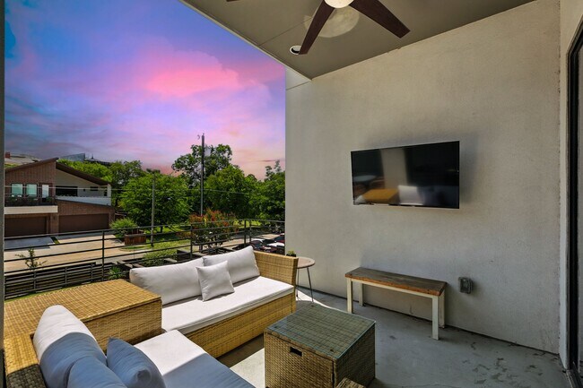 Foto del edificio - 2421 Throckmorton St