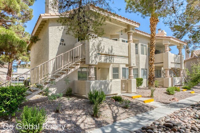 Building Photo - 2 br, 2 bath House - 916 Rockview Dr #102