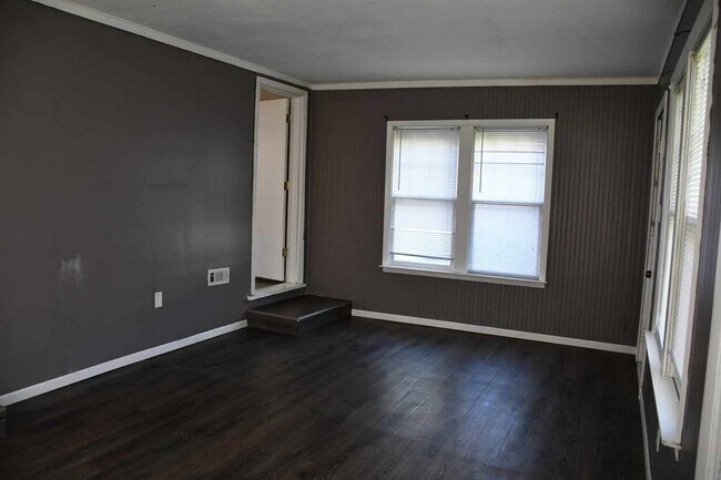 Foto del edificio - 6945 Delaware St