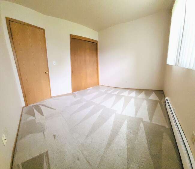 Foto del edificio - N143W6487 Layton St