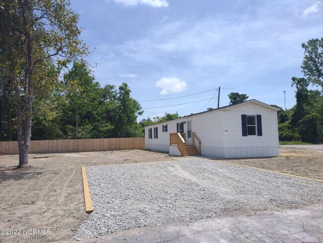 Foto del edificio - 111 Piney View St