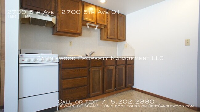 Foto del edificio - 2700 5th Ave