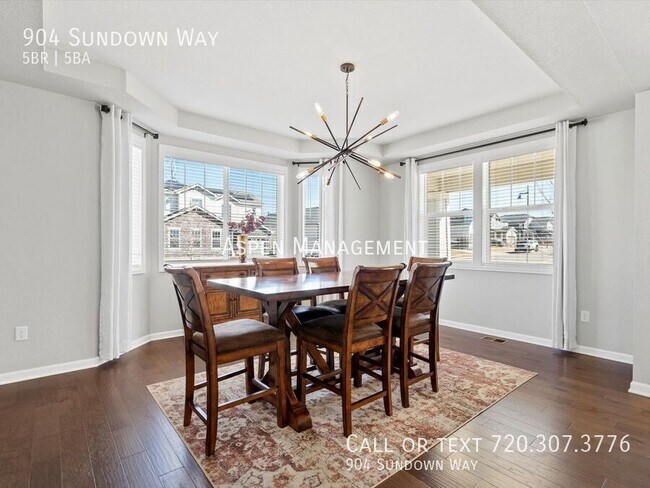 Foto del edificio - 904 Sundown Way