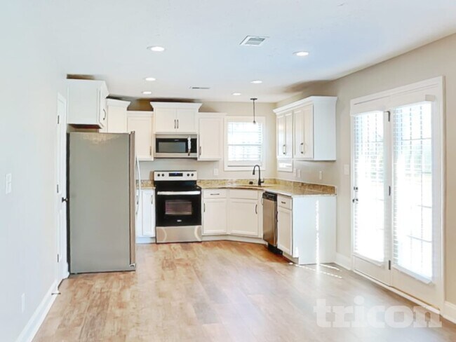 Foto del edificio - 1059 Spicer Dr