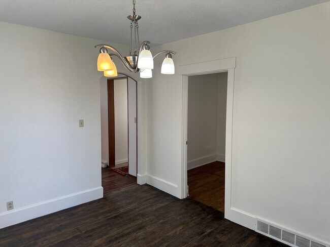 Building Photo - New Listing in Grove City PA Will be Ready...