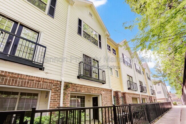 Foto del edificio - 9200 Westheimer Rd