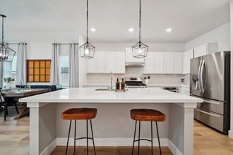 Building Photo - 788 Yellow Birch Ln