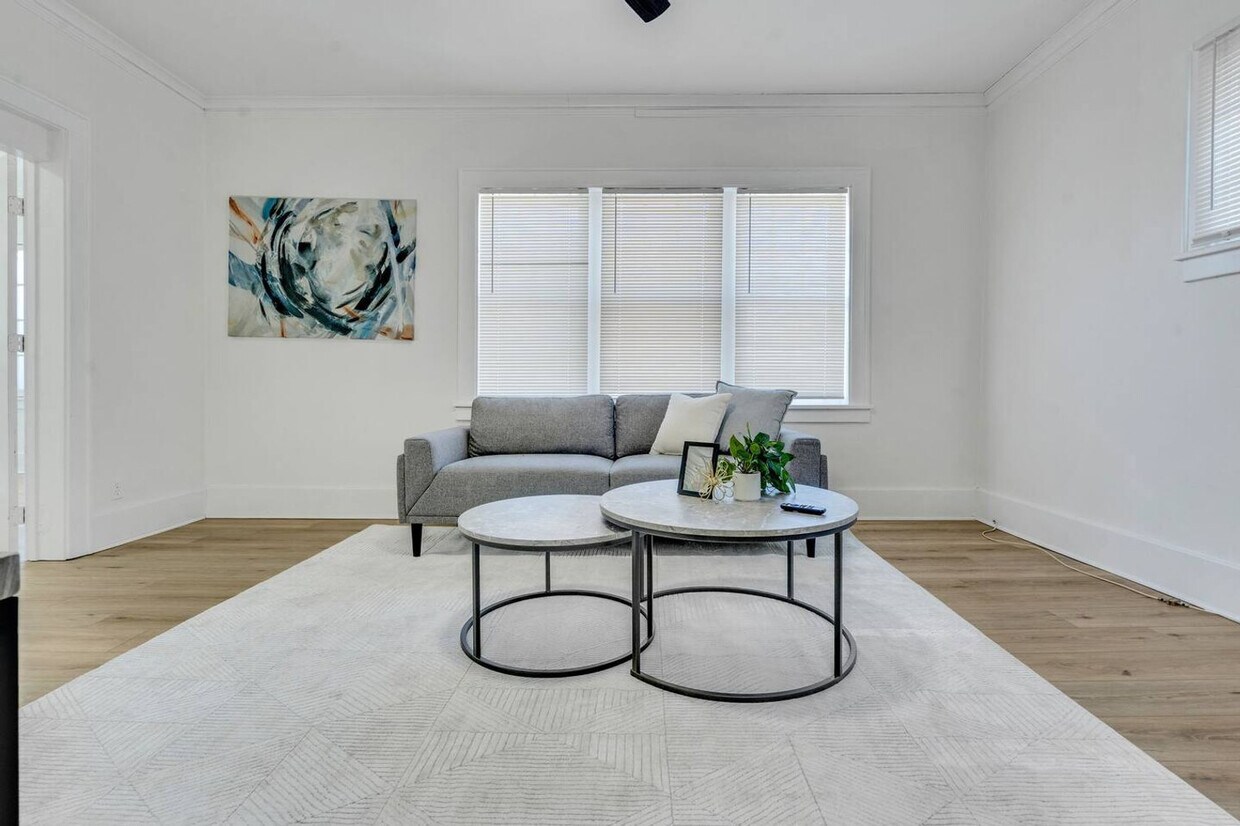 Foto principal - 250 Meigs St